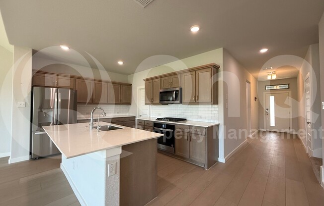 405 LOGANBERRY DR