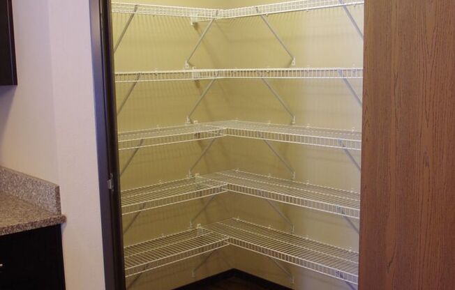 2 beds, 2 baths, 1,250 sqft, $1,890, Unit 5322