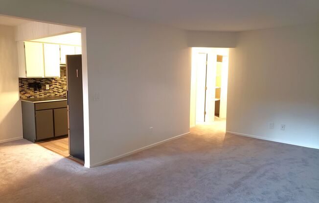 2 beds, 1 bath, $1,750