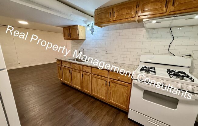 Cozy 2-Bedroom Lower-Level Home – All Utilities Included!