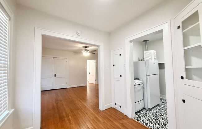 1 bed, 1 bath, $1,095, Unit B2615