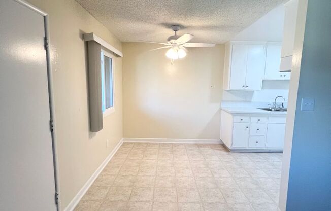 2 beds, 1 bath, 875 sqft, $2,345