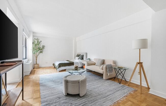 Studio, 1 bath, $4,200, Unit 8B