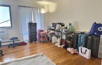 Studio, 1 bath, 999 sqft, $1,995, Unit 24