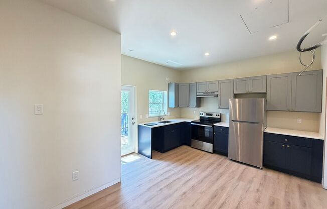 Manzanita Dr