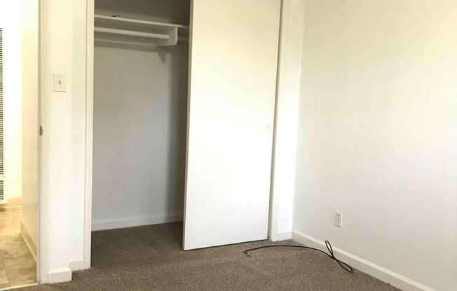 3 beds, 1 bath, $2,425, Unit #2