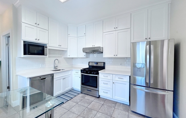 156 PLEASANT ST