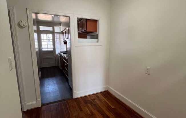 1 bed, 1 bath, 706 sqft, $1,695, Unit 410 #10