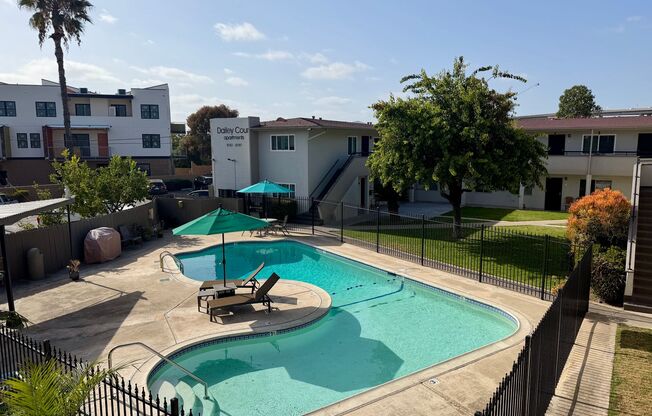 Welcome to the Dailey Court Apartments!