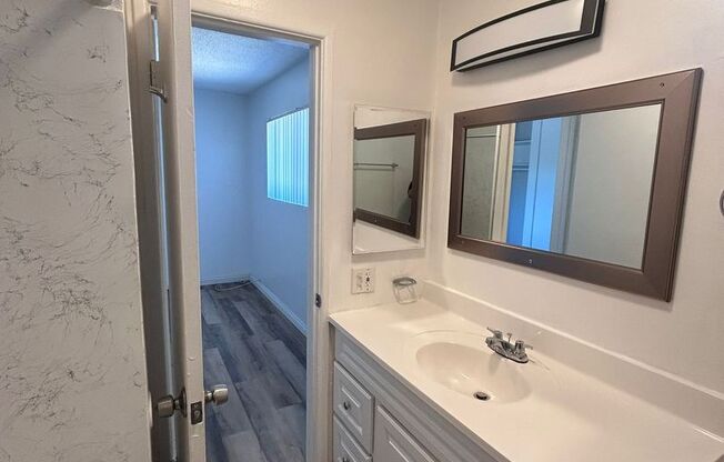 1 bed, 1 bath, 645 sqft, $1,500, Unit B-10
