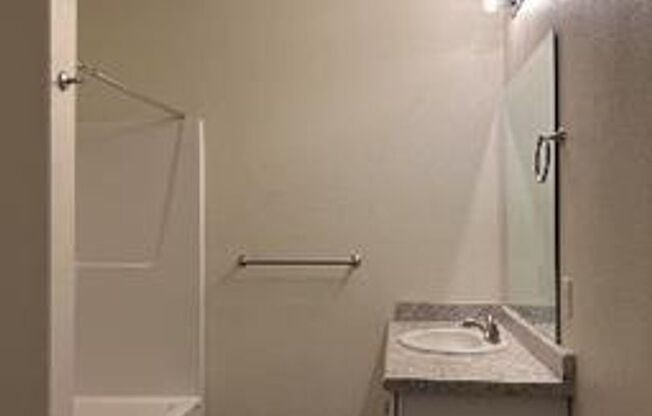 2 beds, 1 bath, $1,395, Unit #2