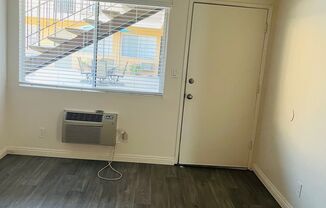 1 bed, 1 bath, $1,695, Unit 15