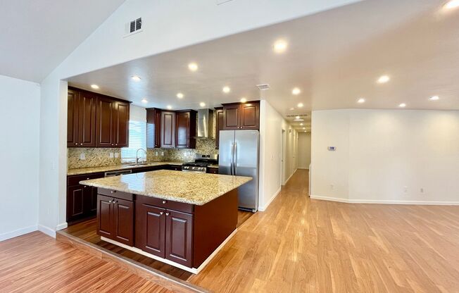 4BR/3BA Large House - Single Story, No Carpet, AC, Washer/Dryer in Unit, Small Yard, 2 Car Garage, Pet Friendly!