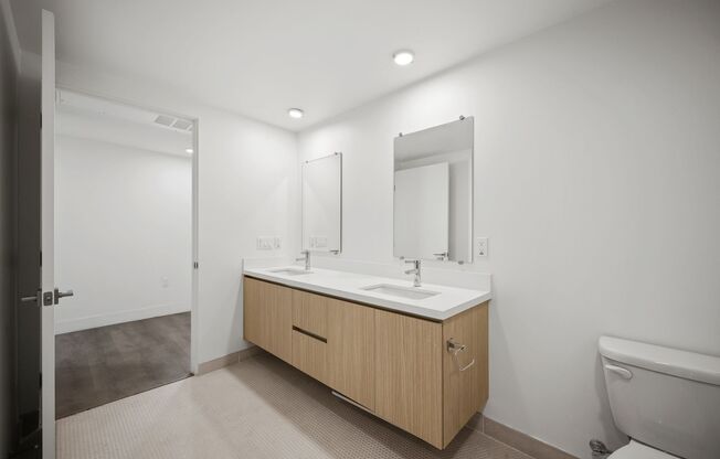 4 beds, 4 baths, 1,200 sqft, $4,484, Unit 210