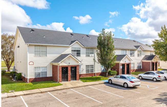 2121 Lobdell Blvd