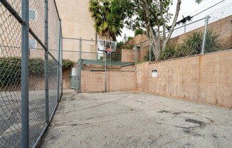 13100 Bromont Avenue