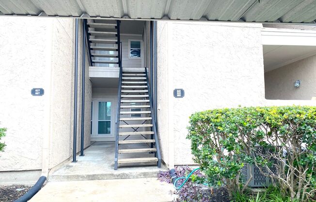 Studio Condo in a Great location near Westheimer and Beltway 8.