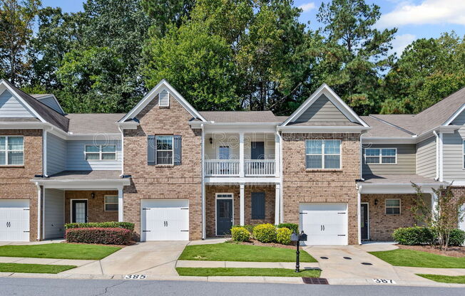 385 FRANKLIN LN
