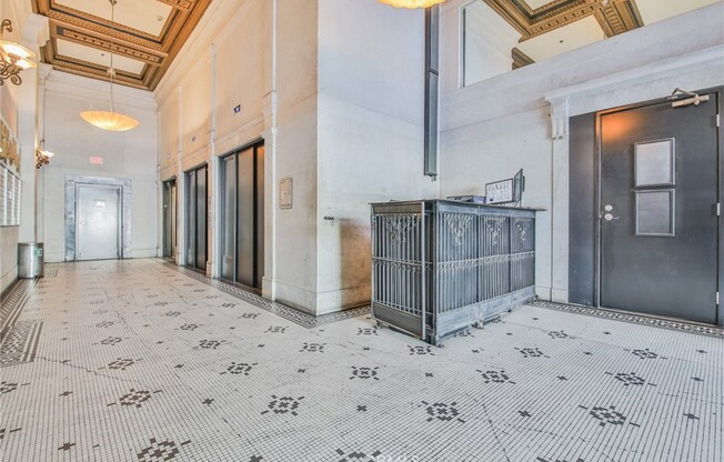 Studio, 1 bath, 790 sqft, $2,400, Unit 803