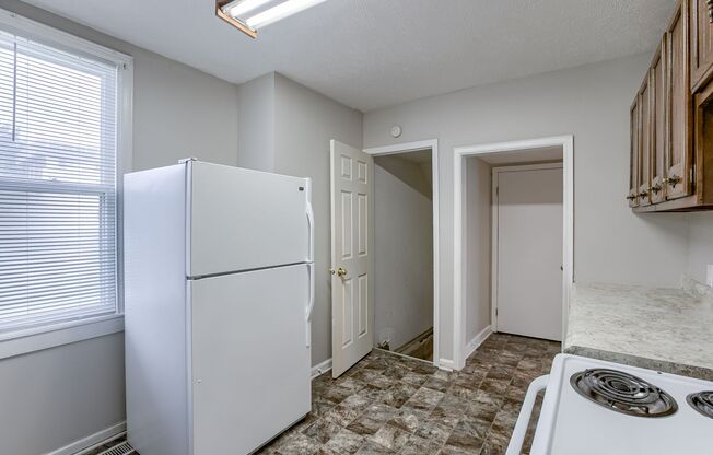 4 beds, 1 bath, $1,749