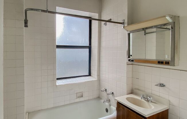 Studio, 1 bath, 478 sqft, $1,485, Unit 540-2F