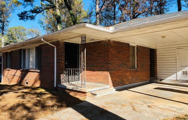 2702 Fairlane Dr SE