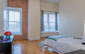 100 Paterson Plank Road