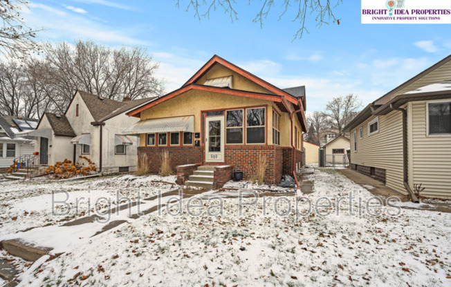 969 Lawson Ave E - Unit #1
