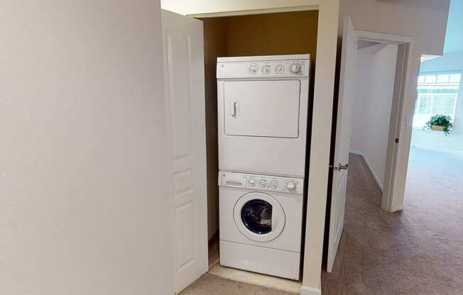 Admirals Cove In-Unit Washer and Dryer