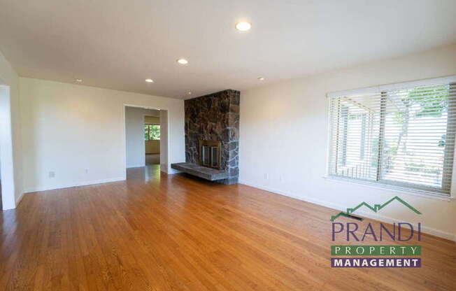 20 PORTOLA AVE