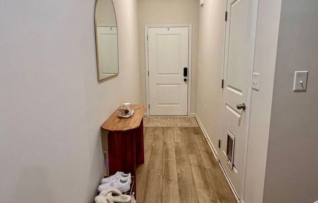 3 Bedroom Townhome in Oakwood!