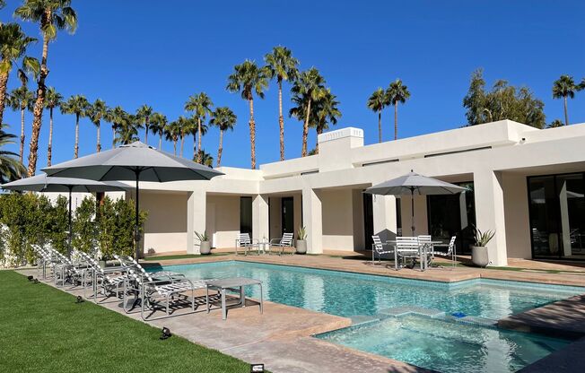 Stunning Fully Remodeled 3 Bedroom Palm Springs House