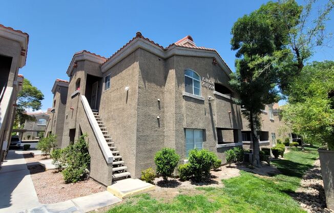 5525 W Flamingo Rd #2033 - 2 bedrooms , 2 bathrooms, 1135 SQFT