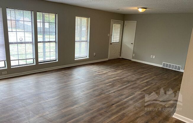 Welcome to 5370 Haynes Dr!