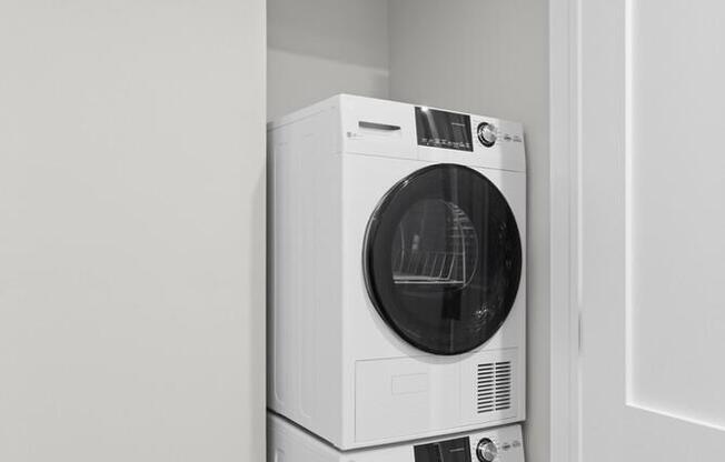 760 METROPOLITAN AVE