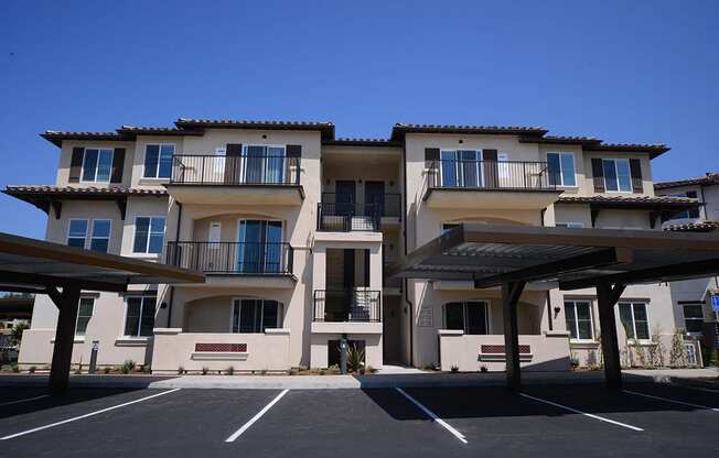 Yolo Apartment Homes