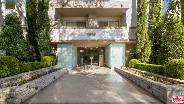 3 beds, 2 baths, 1,486 sqft, $7,900, Unit 105
