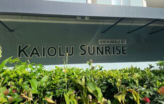 Spacious 2 Bed/2 Bath/2 Lanai Furnished Penthouse Unit at Kaiolu Sunrise