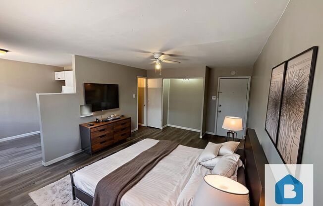 Studio, 1 bath, $799, Unit 420-10