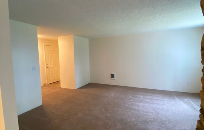 #165 RIVERVIEW APARTMENTS