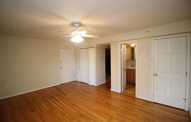 3806 Hickory