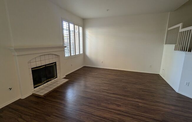 2Bed 2.5 Bathroom Two Story Townhome at the Tristan complex in Rancho San Diego