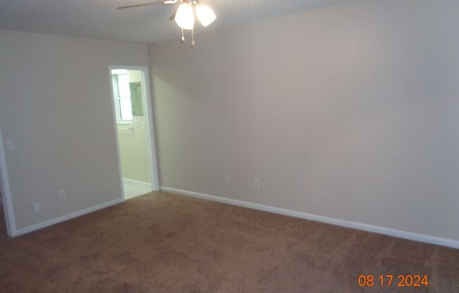 2 beds, 2 baths, $1,900