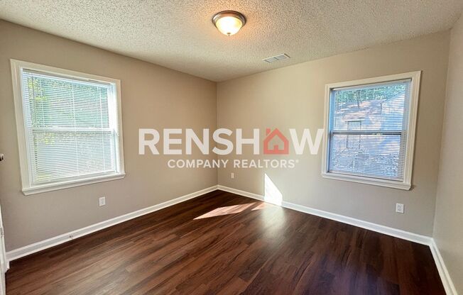 2 beds, 1 bath, $1,095