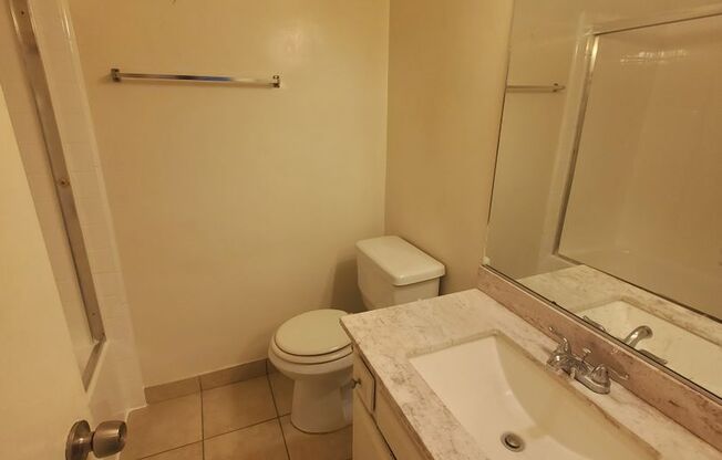 1 bed, 1 bath, $1,750, Unit 39