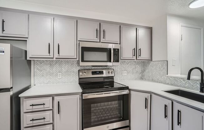 1 bed, 1 bath, 475 sqft, $1,287, Unit 204