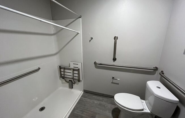 Studio, 1 bath, 181 sqft, $950, Unit 102