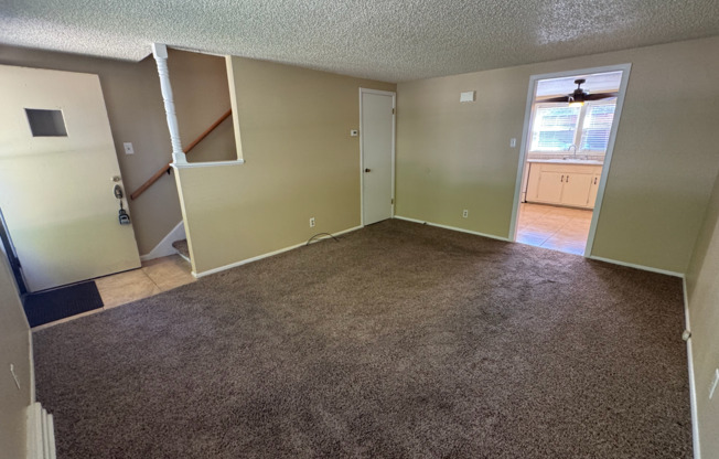 Move-In Special! FREE 50" TV for Qualified Tenants!