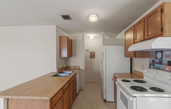 Close to UTSA / Medical