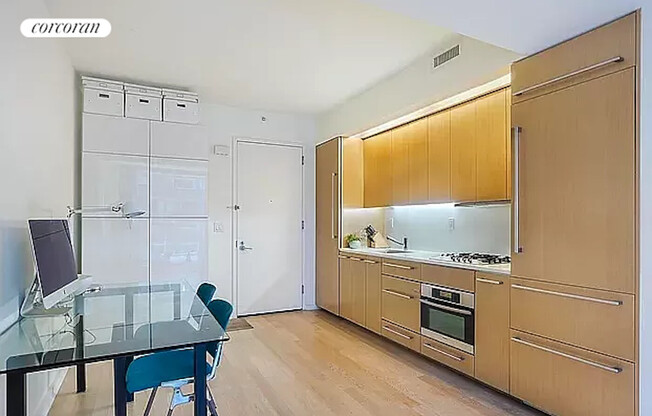 1 bed, 1 bath, 638 sqft, $4,995, Unit 15F